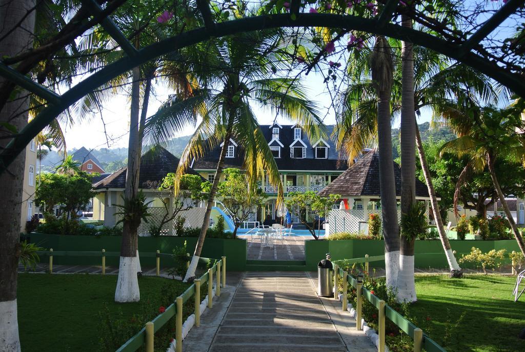 Beach One Bedroom Suite 13 オーチョ・リオス エクステリア 写真
