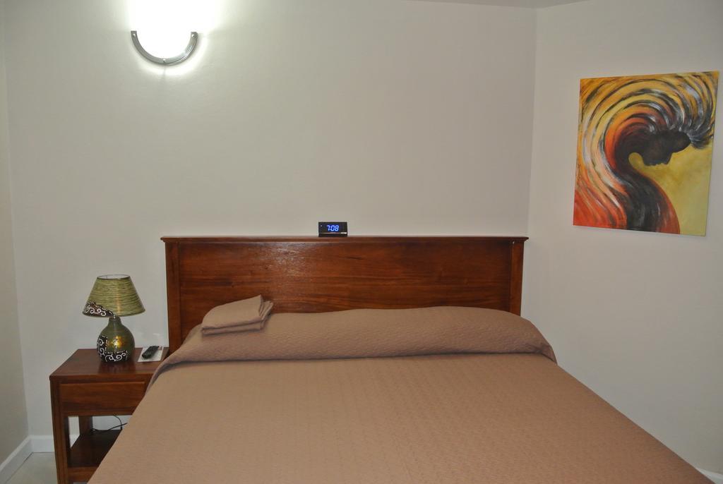 Beach One Bedroom Suite 13 オーチョ・リオス 部屋 写真